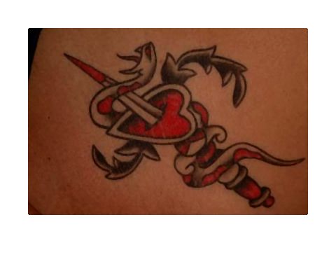 Tatuaż przed zabiegiem laserowym fot.1 Shar-pol-006-2014-09-04 _ 20_55_50-80