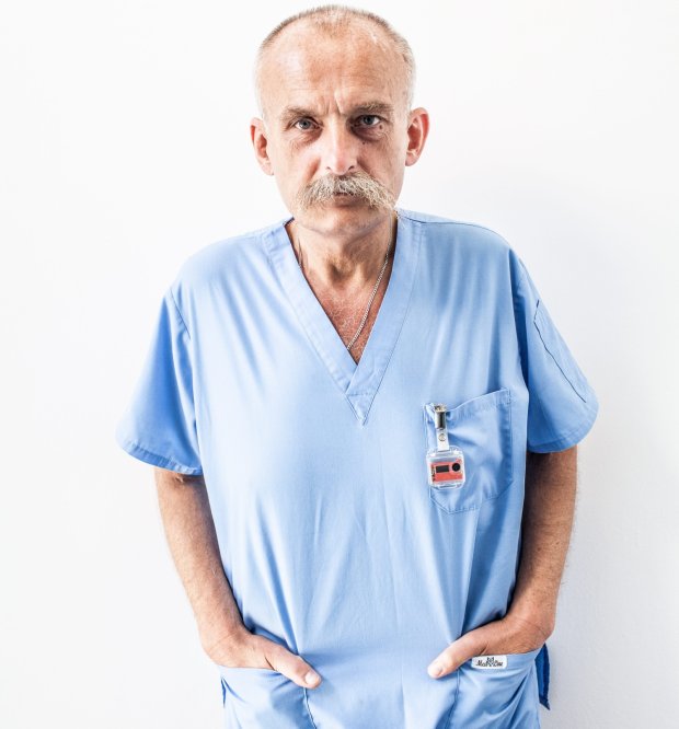 Podgórski_Jan_Neurochirurg Enel-Sport wzmacnia zespół z zakresu chirurgii kręgosłupa