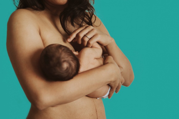 Blizcare? ? w trosce o zdrowie mam! Zdrowie, LIFESTYLE - Okres ciąży to chyba jeden z najpiękniejszych momentów w życiu kobiety. Dla wielu z nich rozwiązanie kończy się jednak zabiegiem operacyjnym, który nierozerwalnie wiąże się z powstaniem blizny. Jak o nią prawidłowo dbać?