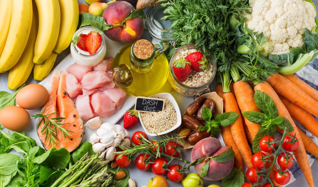 17 maja przypada Światowy Dzień Nadciśnienia Tętniczego. Dieta DASH ? sposób na zdrowsze serce. Dietary Approaches to Stop Hypertension ? dieta chroniąca przed nadciśnieniem
