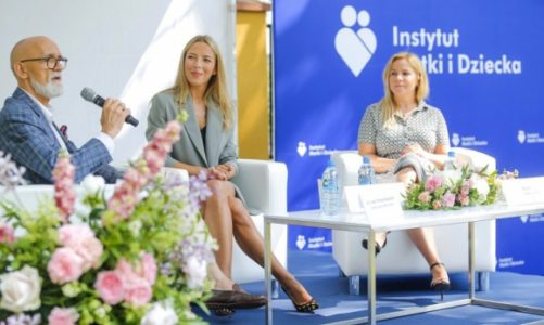 Ewa Chodakowska rozpoczyna współpracę z Instytutem Matki i Dziecka
