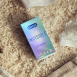 Durex_Pasuje-Idealnie_KV_Invisible-Supercienkie Odnajdź swój styl Durex